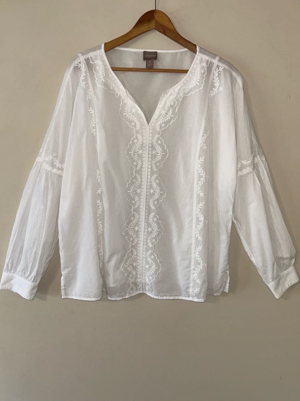 Chico’s 3 (US 16) White Split V Neck Embroidered Peasant Blouse Top 100% Cotton